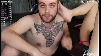 Redare Muie excelentă și dracu cu un adolescent slab