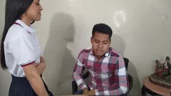 play Tiener Latina Nala Palmas geeft hete deepthroat pijpbeurt om te slagen voor de les