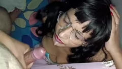 Afspelen Desi Village Girl geeft een intense flowjob compilatie
