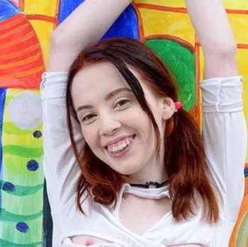 Pornostar Lottie Magne