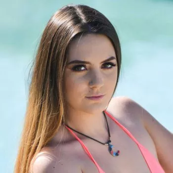 Pornostar Kinsley Kane