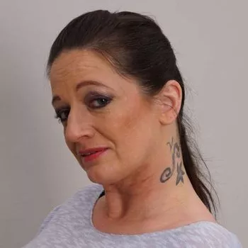 Pornostar Adrienne Kiss